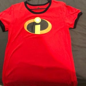 Woman’s large incredible’s Disney T-shirt